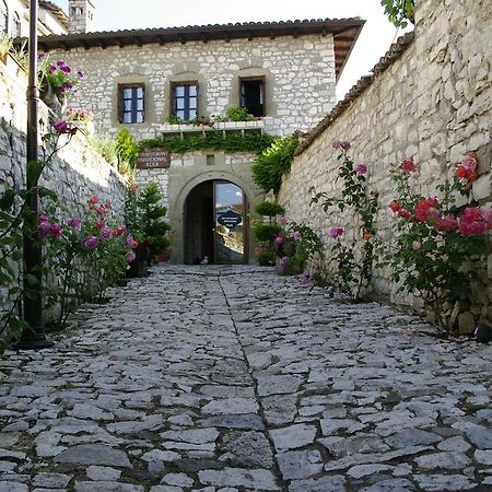 Hotel Klea Berat Exterior foto